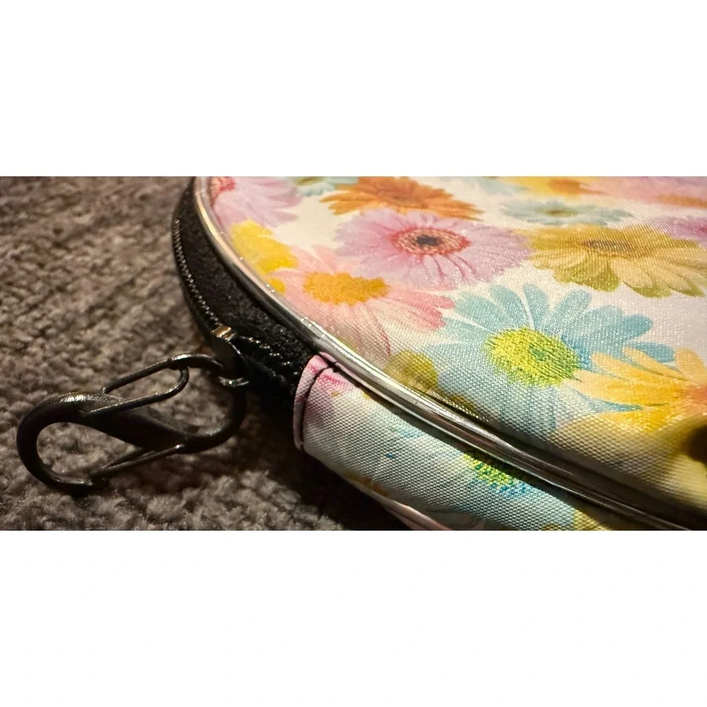 Nesting Cosmetic Bags Floral Daisy Pattern Set of 4 Pink Yellow Blue